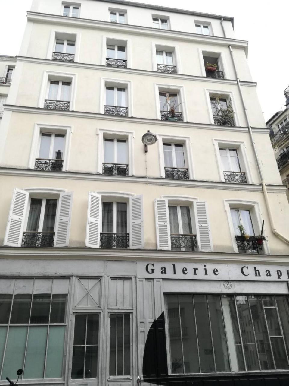 Appartement Montmartre Chappe Paris Exterior photo
