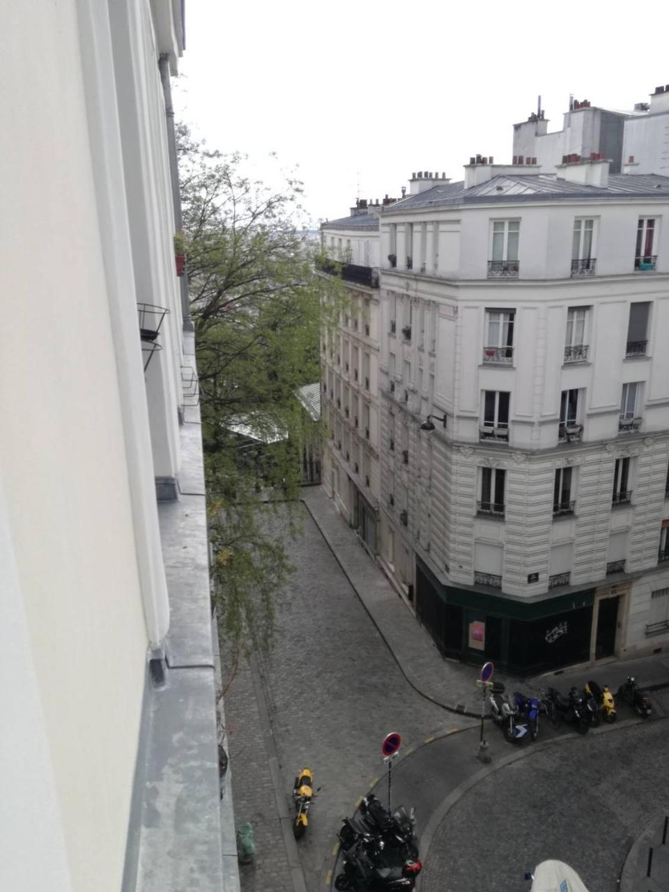 Appartement Montmartre Chappe Paris Exterior photo