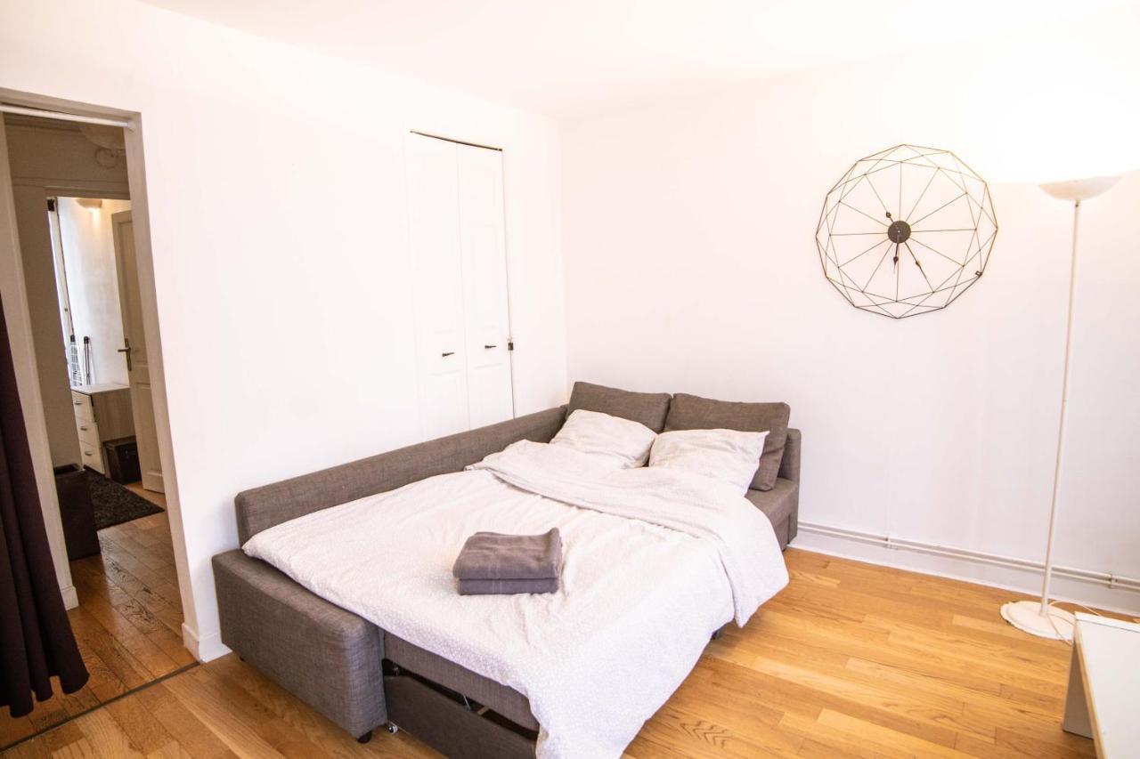 Appartement Montmartre Chappe Paris Exterior photo