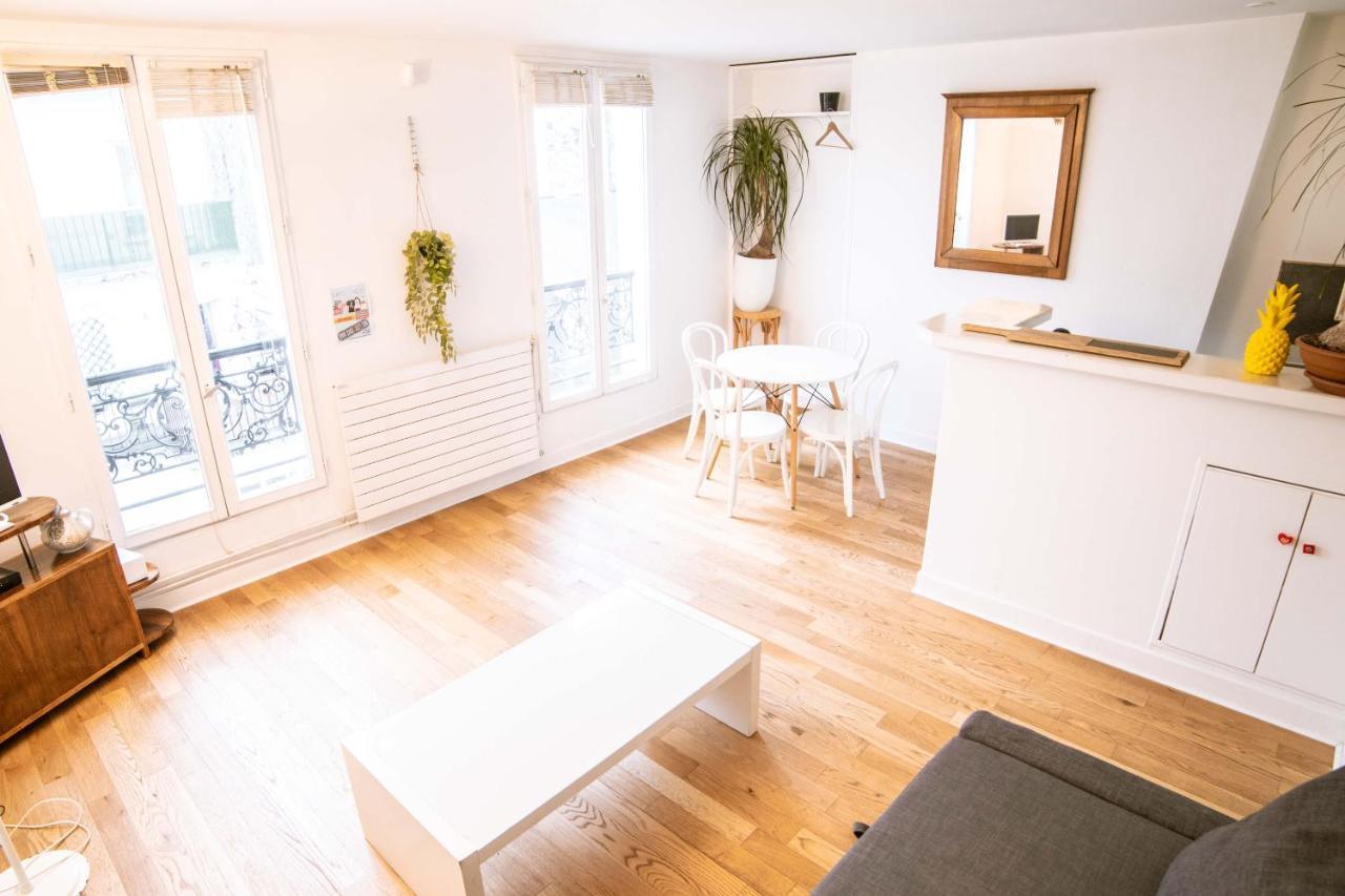 Appartement Montmartre Chappe Paris Exterior photo