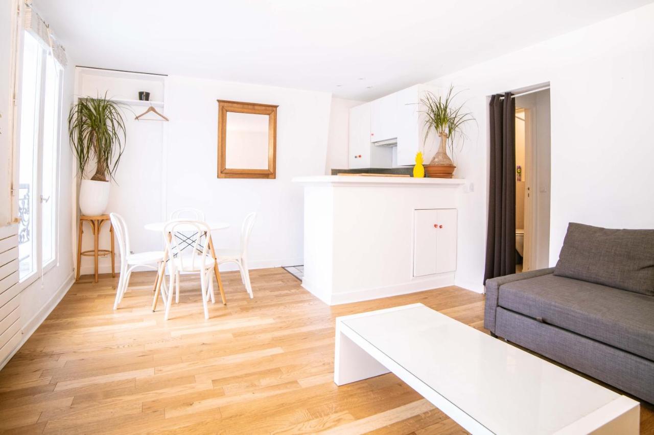 Appartement Montmartre Chappe Paris Exterior photo